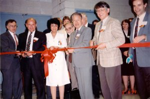 Ribbon Cutting Ceriomny
